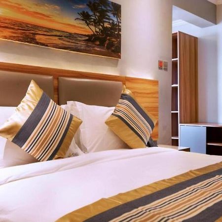 Raha Hotel & Suites Nairobi Dış mekan fotoğraf