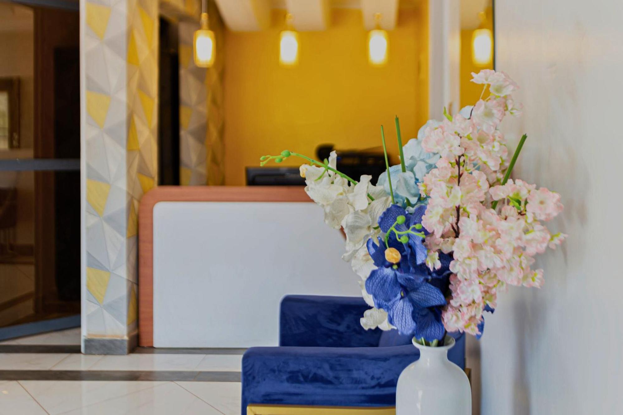 Raha Hotel & Suites Nairobi Dış mekan fotoğraf